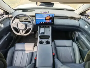 2025 Voyah FE с пробегом 38 000 км