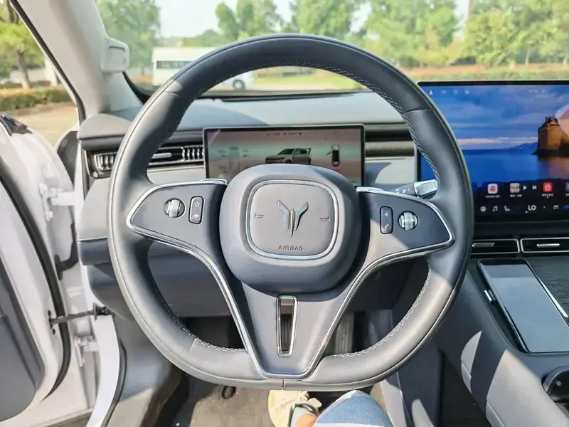 2025 Voyah FE с пробегом 38 000 км