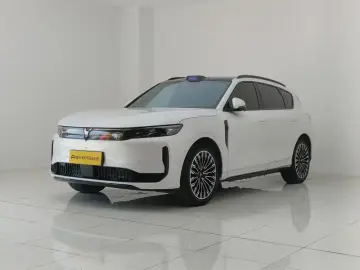 2025 Voyah FE с пробегом 38 700 км