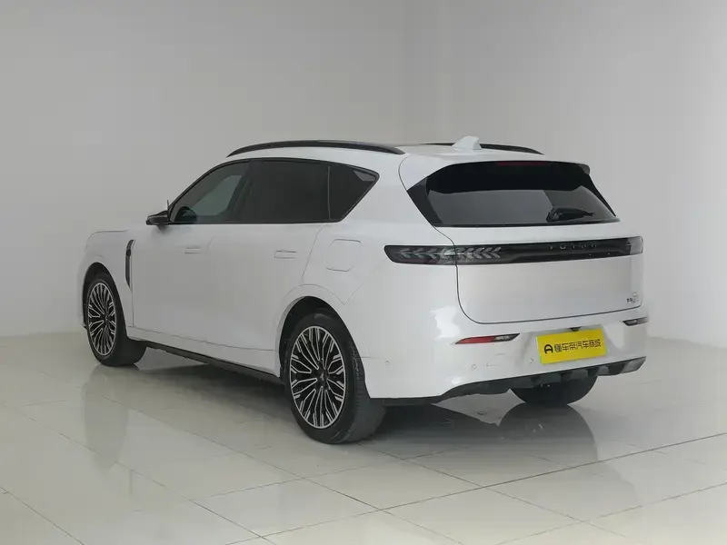 2025 Voyah FE с пробегом 38 700 км