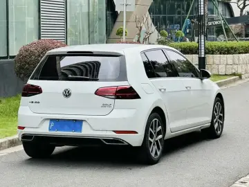 2018 Volkswagen Golf Electric с пробегом 41 000 км