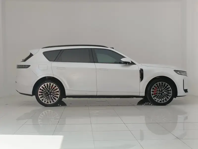 2025 Voyah FE с пробегом 38 700 км