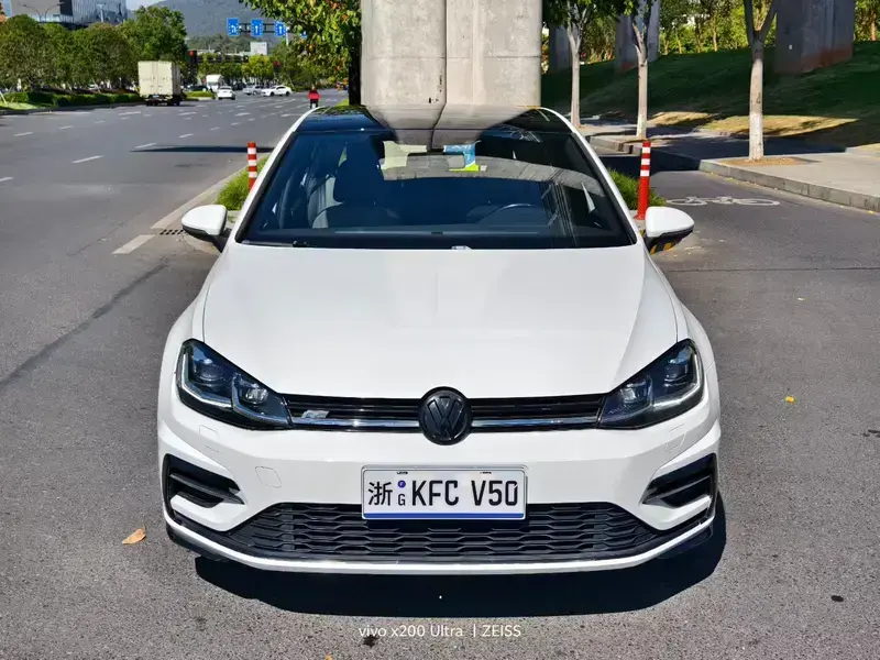 2020 Volkswagen Golf Electric с пробегом 112 000 км