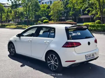 2020 Volkswagen Golf Electric с пробегом 112 000 км