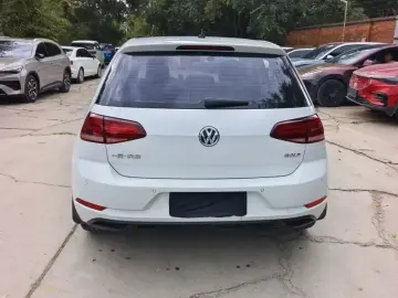 2018 Volkswagen Golf Electric с пробегом 80 000 км