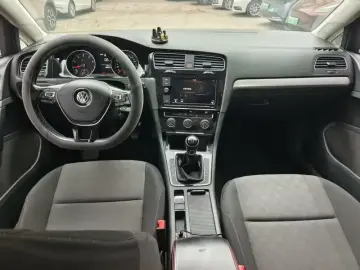 2018 Volkswagen Golf Electric с пробегом 80 000 км