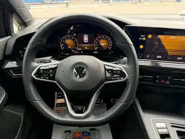 2023 Volkswagen Golf Electric с пробегом 48 000 км