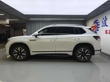 2023 Volkswagen Tanyue L PHEV с пробегом 42 000 км