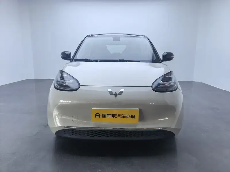 2023 Wuling Wuling Bingo с пробегом 17 800 км