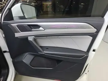 2023 Volkswagen Tanyue L PHEV с пробегом 42 000 км