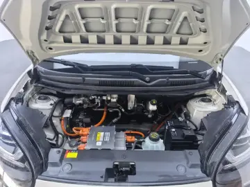 2023 Wuling Wuling Bingo с пробегом 17 800 км
