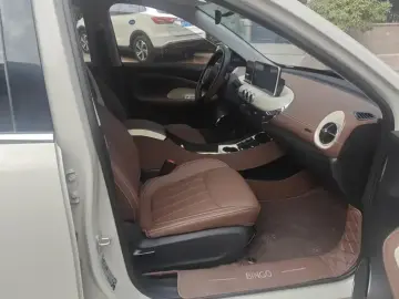 2024 Wuling Wuling Bingo с пробегом 14 000 км