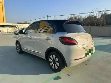 2025 Wuling Wuling Bingo с пробегом 13 000 км