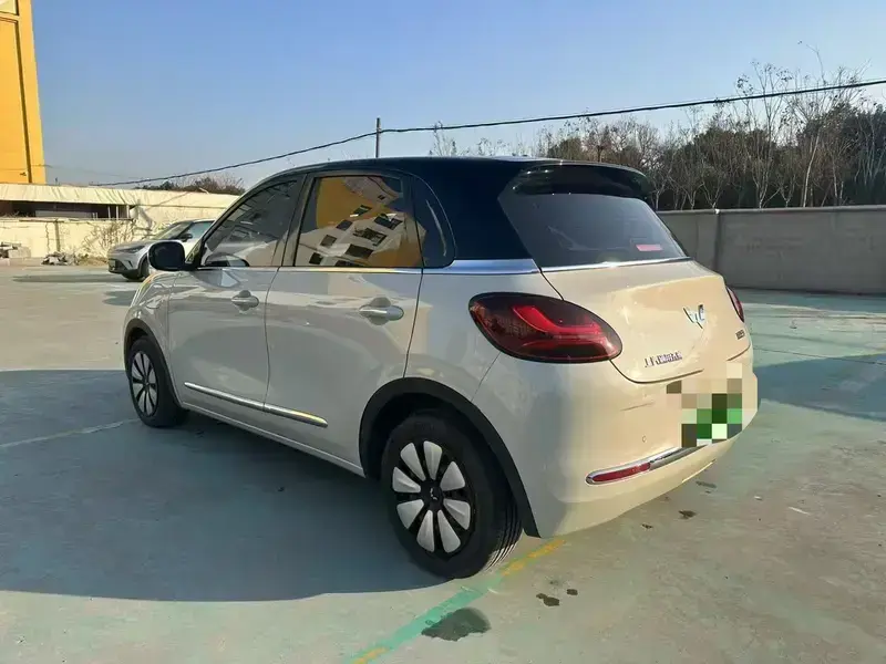 2025 Wuling Wuling Bingo с пробегом 13 000 км
