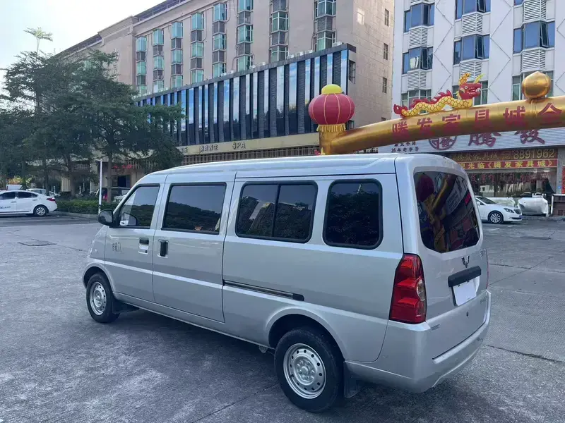 2021 Wuling Wuling Rongguang с пробегом 12 000 км