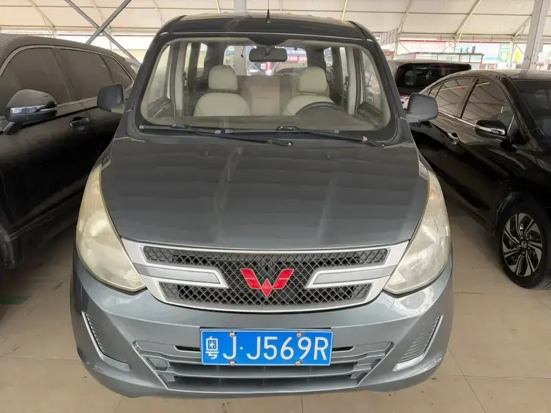 2015 Wuling Wuling Rongguang V с пробегом 68 000 км