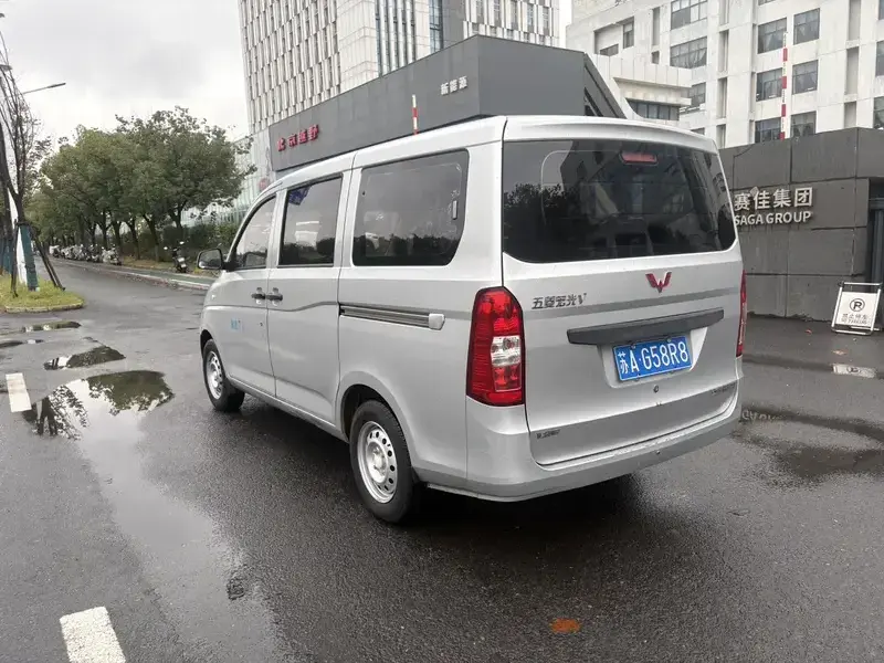 2015 Wuling Wuling Rongguang V с пробегом 65 000 км