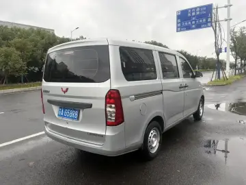 2015 Wuling Wuling Rongguang V с пробегом 65 000 км