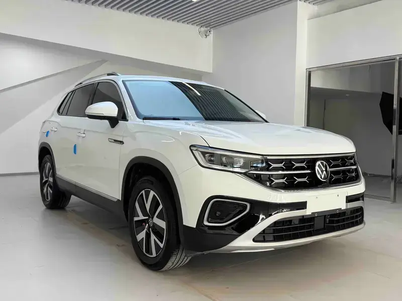 2023 Volkswagen Tanyue L PHEV с пробегом 42 000 км