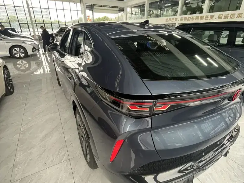 2025 Volkswagen Unique 06 с пробегом 15 000 км
