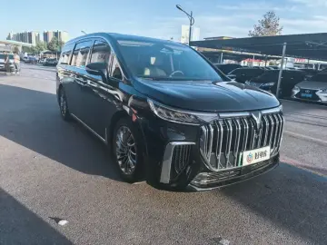 2022 Voyah Dreamer с пробегом 64 000 км