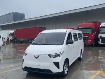 2024 Wuling Wuling Yangguang с пробегом 17 600 км