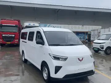 2024 Wuling Wuling Yangguang с пробегом 17 600 км