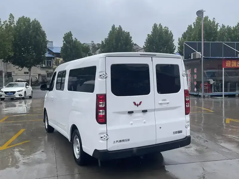 2024 Wuling Wuling Yangguang с пробегом 17 600 км