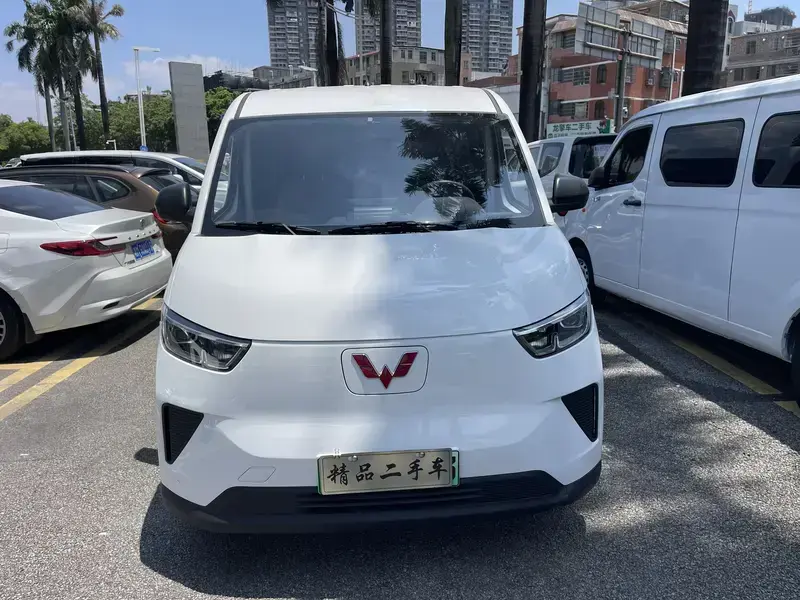2025 Wuling Wuling Yangguang с пробегом 14 000 км