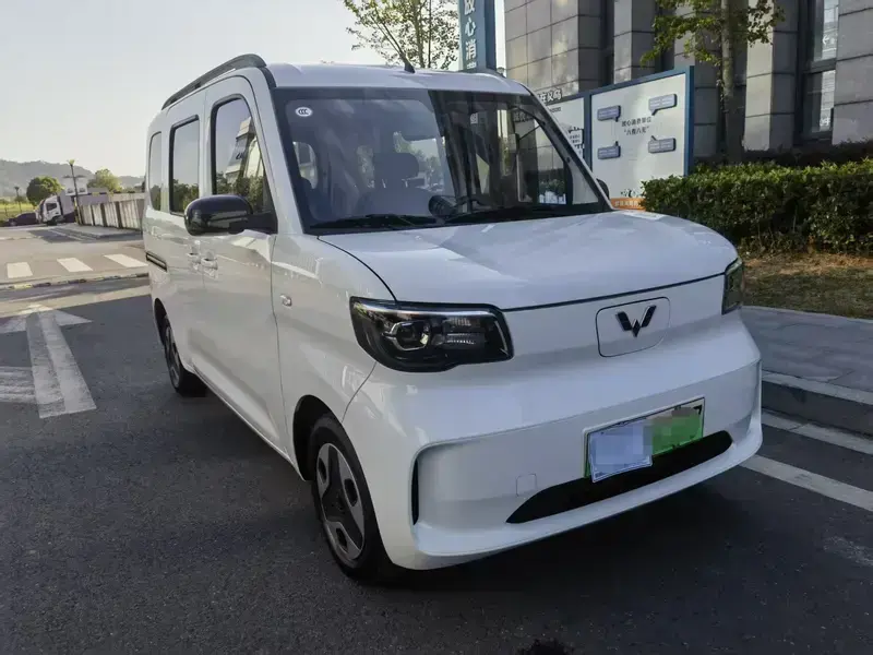 2025 Wuling Wuling Zhiguang NEV с пробегом 30 000 км