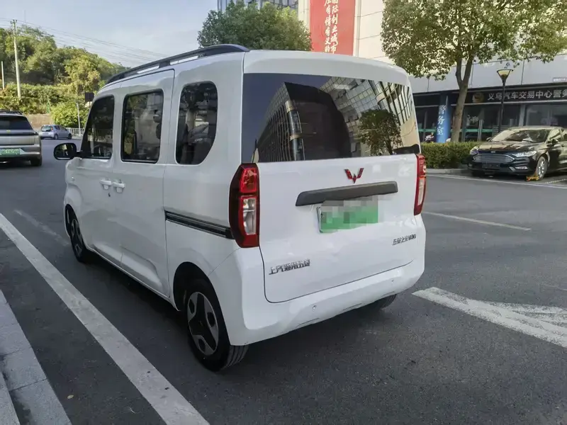 2025 Wuling Wuling Zhiguang NEV с пробегом 30 000 км