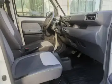 2025 Wuling Wuling Zhiguang NEV с пробегом 30 000 км