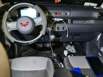 2025 Wuling Wuling Zhiguang NEV с пробегом 22 300 км