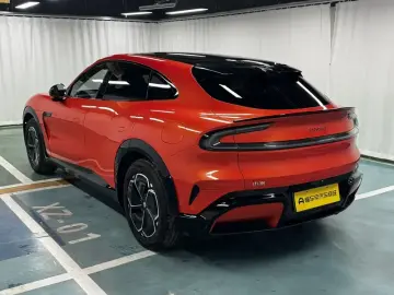 2025 Xiaomi Xiaomi SUV с пробегом 13 800 км
