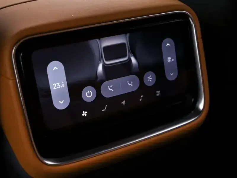 2025 Xiaomi Xiaomi SUV с пробегом 19 000 км