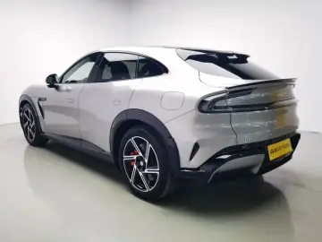 2025 Xiaomi Xiaomi SUV с пробегом 19 000 км