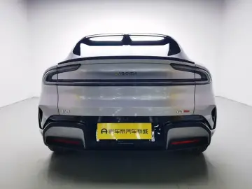 2025 Xiaomi Xiaomi SUV с пробегом 19 000 км