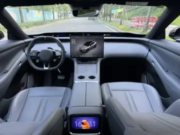 2025 Xiaomi Xiaomi SUV с пробегом 20 000 км
