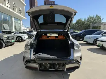2025 Xiaomi Xiaomi SUV с пробегом 33 000 км