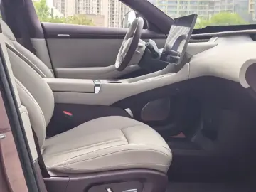 2025 Xiaomi Xiaomi SUV с пробегом 23 000 км