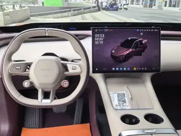 2025 Xiaomi Xiaomi SUV с пробегом 23 000 км