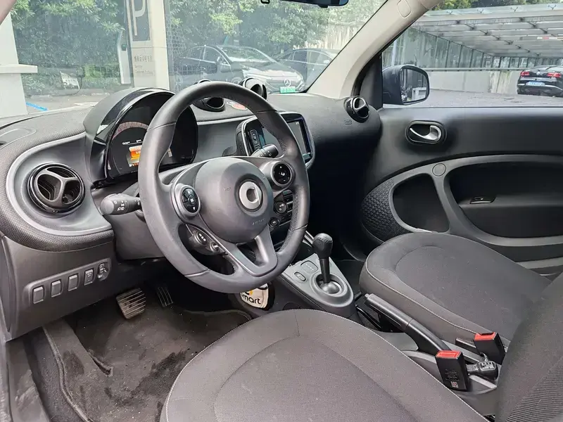2019 Smart Fortwo с пробегом 31 800 км
