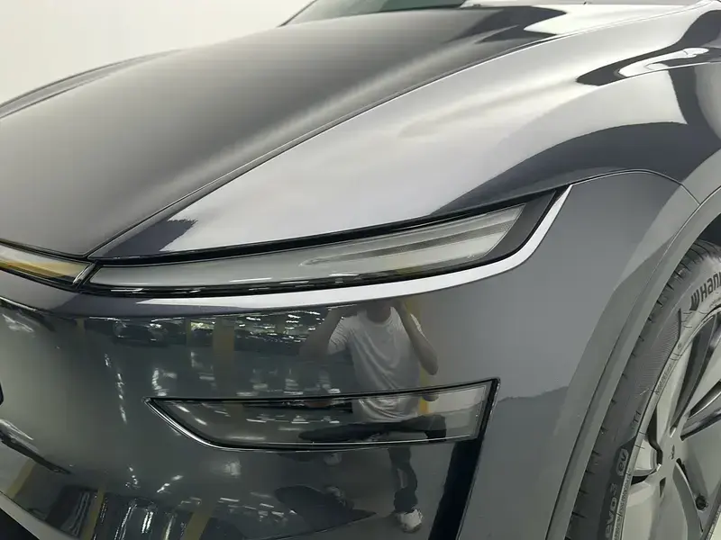 2025 Tesla Model Y с пробегом 20 500 км