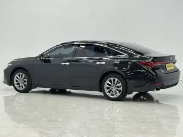 2019 Toyota Avalon с пробегом 156 800 км