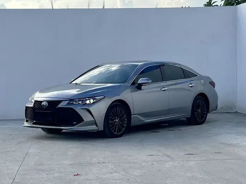 2019 Toyota Avalon с пробегом 77 000 км