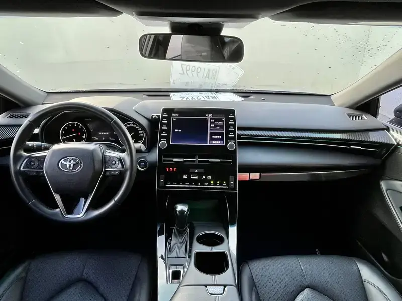 2019 Toyota Avalon с пробегом 77 000 км