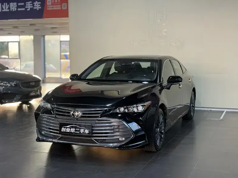 2019 Toyota Avalon с пробегом 74 000 км