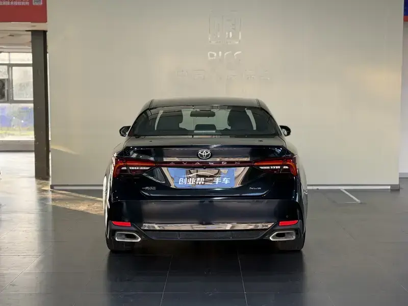 2019 Toyota Avalon с пробегом 74 000 км