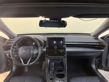 2019 Toyota Avalon с пробегом 74 000 км