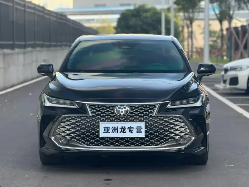 2024 Toyota Avalon с пробегом 50 000 км